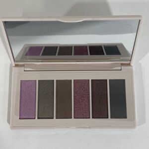 Coloured Raine Eyeshadow Palette Compact W/ Mirror Vineyard Soiree 7.2g .25 Oz